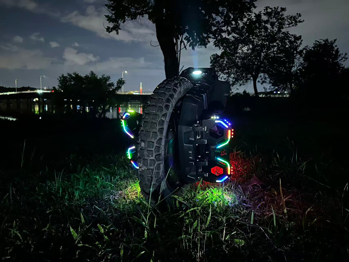 Beidou: CNC-Machined LED Illuminated Pedals